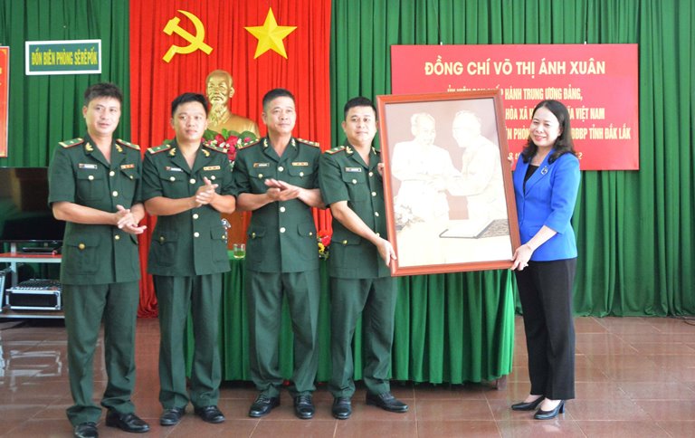 Phó Chủ tịch nước Võ Thị Ánh Xuân thăm và làm việc tại Đắk Lắk